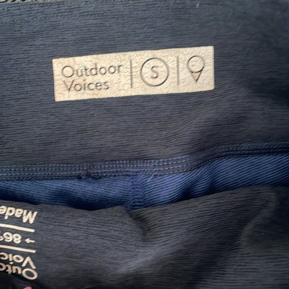 *FREE ADD-ON* Outdoor Voices Warmup Legging - Picture 3 of 6